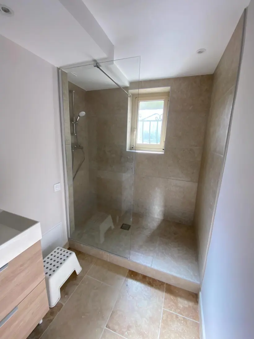 Ch Construction Renovation Creation De Salle De Bain La Seyne Sur Mer Image Salle De Bain11